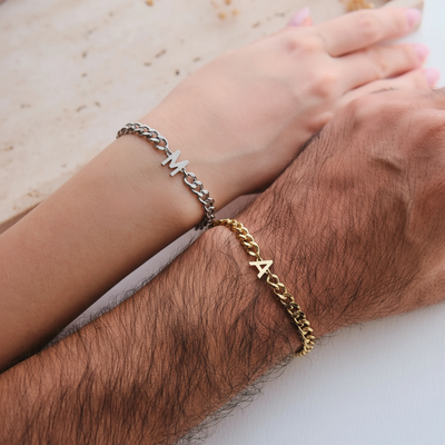 Initial Gold Partnerarmbänder